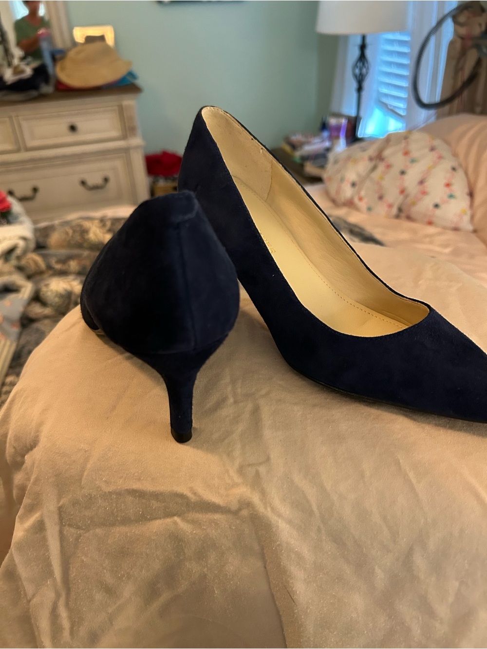 Marc Fisher Navy Suede Pointed Kitten Heel Pumps